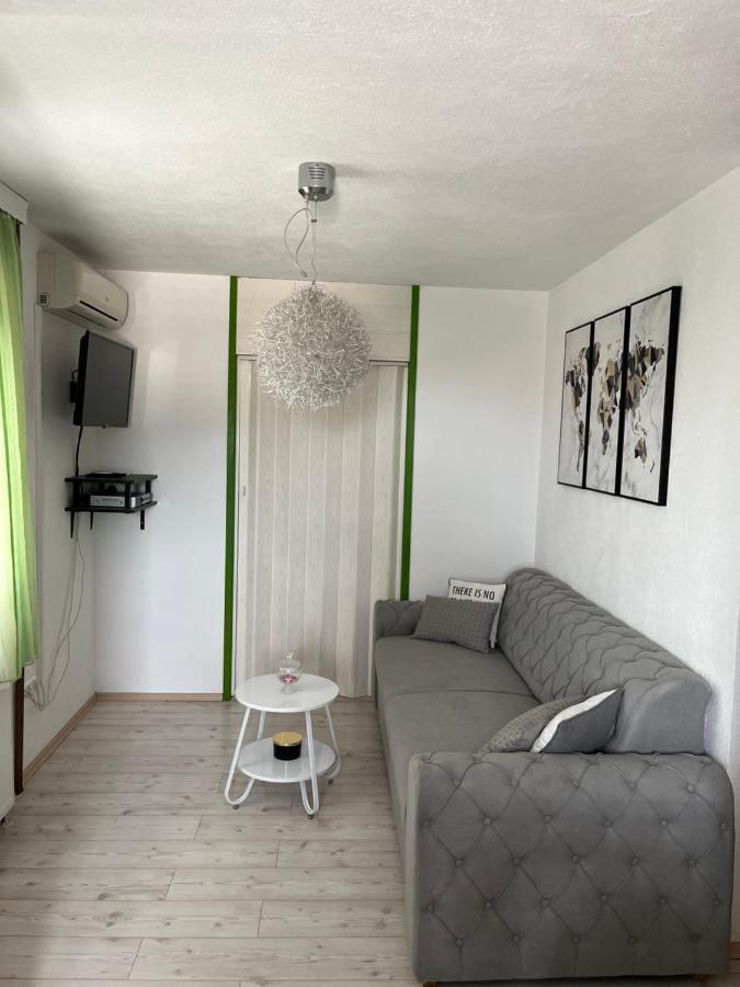 Apartments Logos Trogir Eksteriør bilde